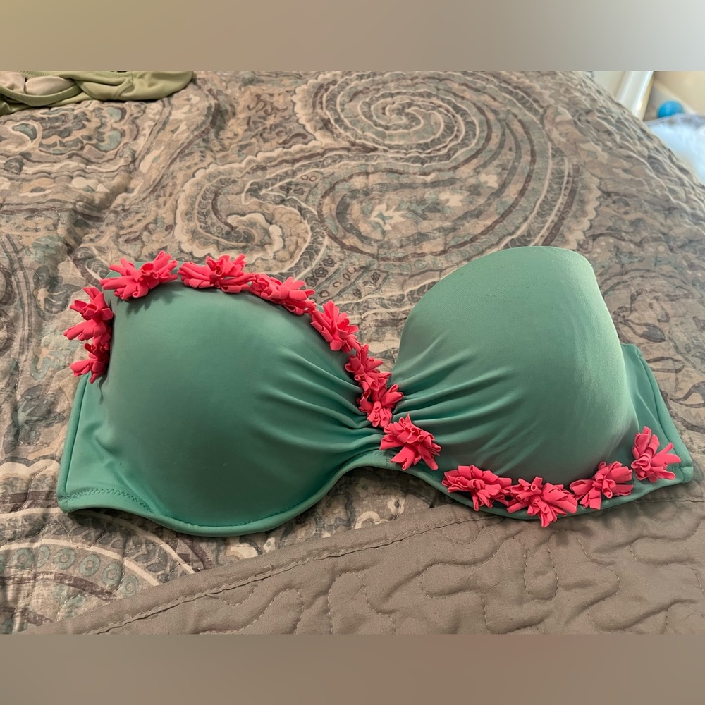 Victoria secret bikini top